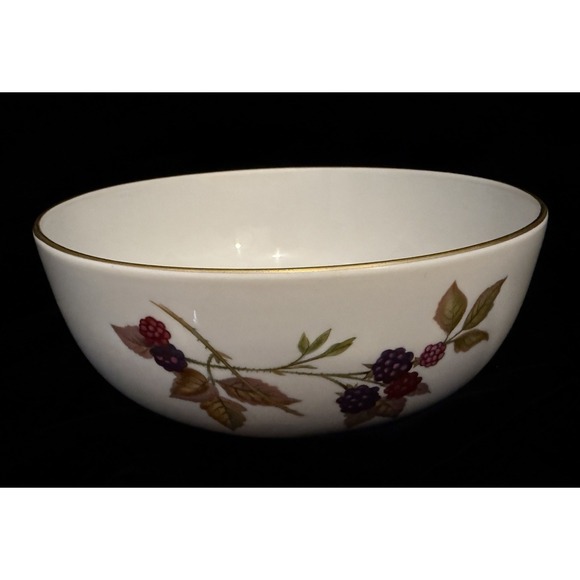Royal Worcester Other - Royal Worcester Evesham Gold Vegetable Serving Bowl Fruit Provincial Country 8"